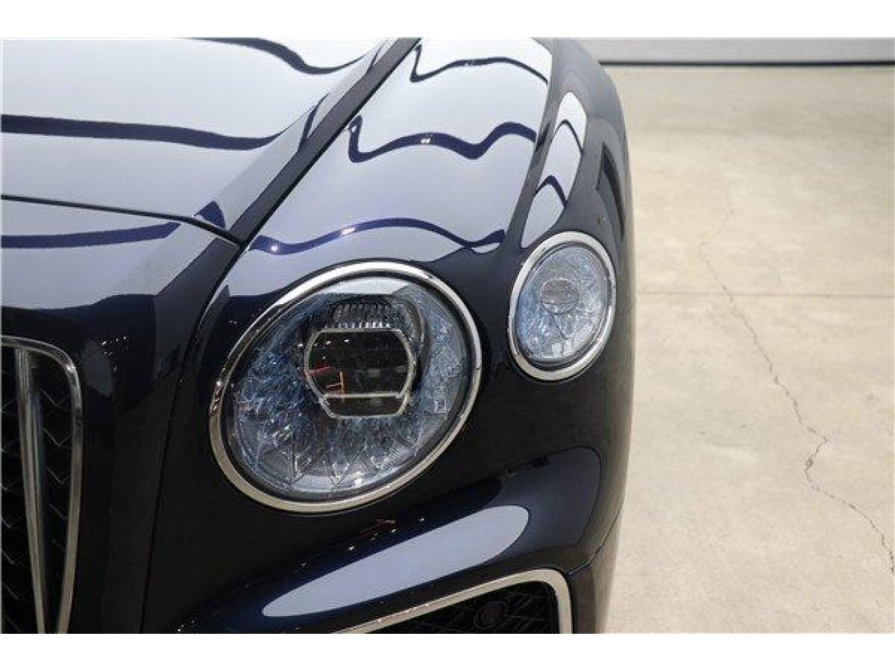 Bentley Flying Spur 2023