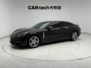 Porsche Panamera 2018