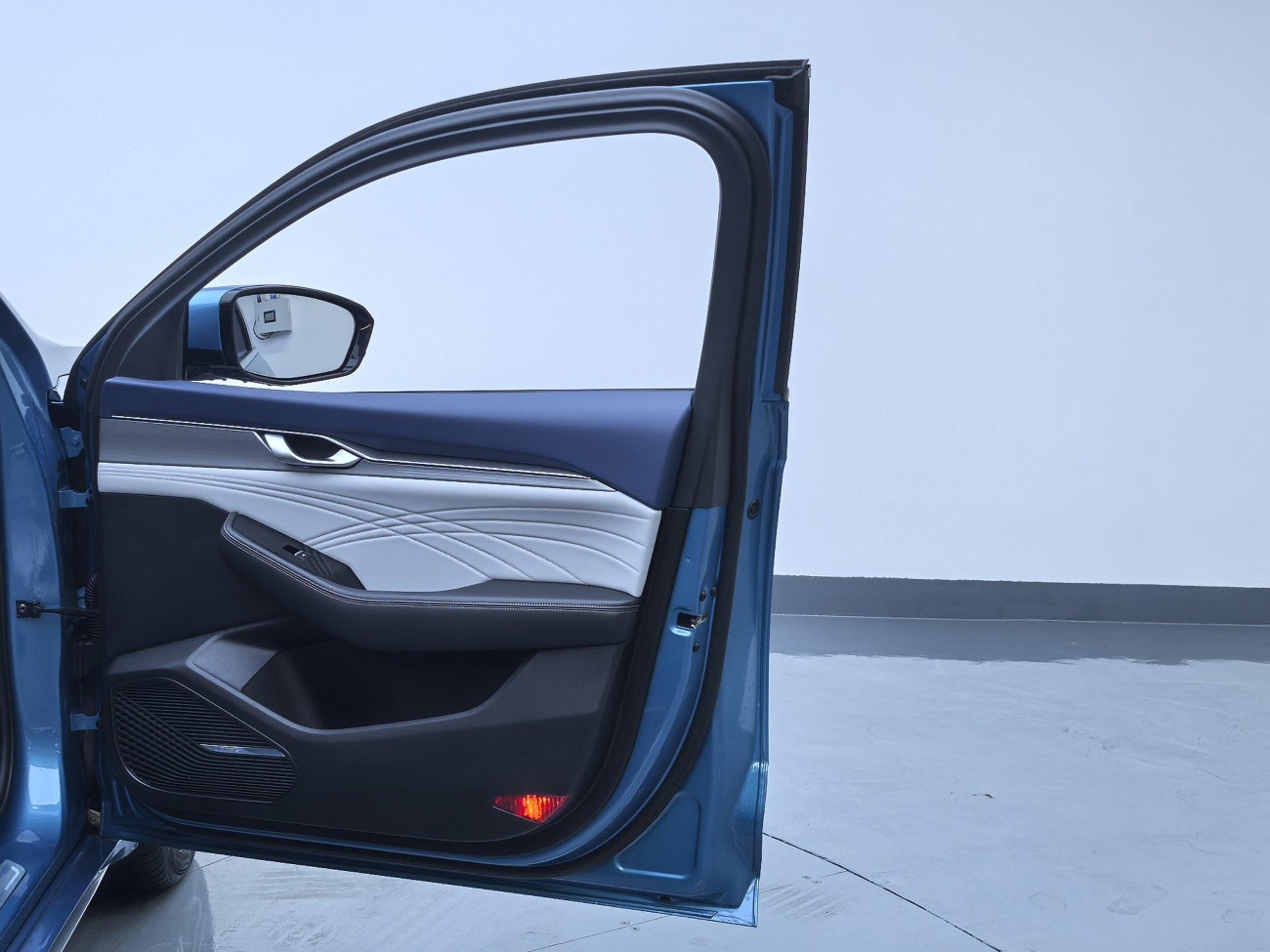 Geely 2021