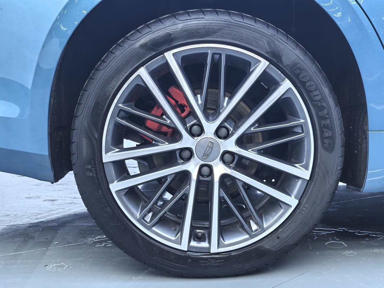 Geely 2021