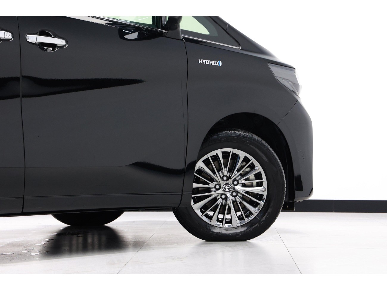 Toyota Alphard 2022