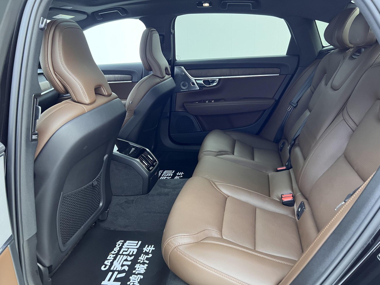 Volvo S90 2024