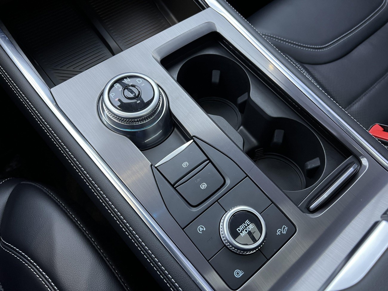Ford Explorer 2024