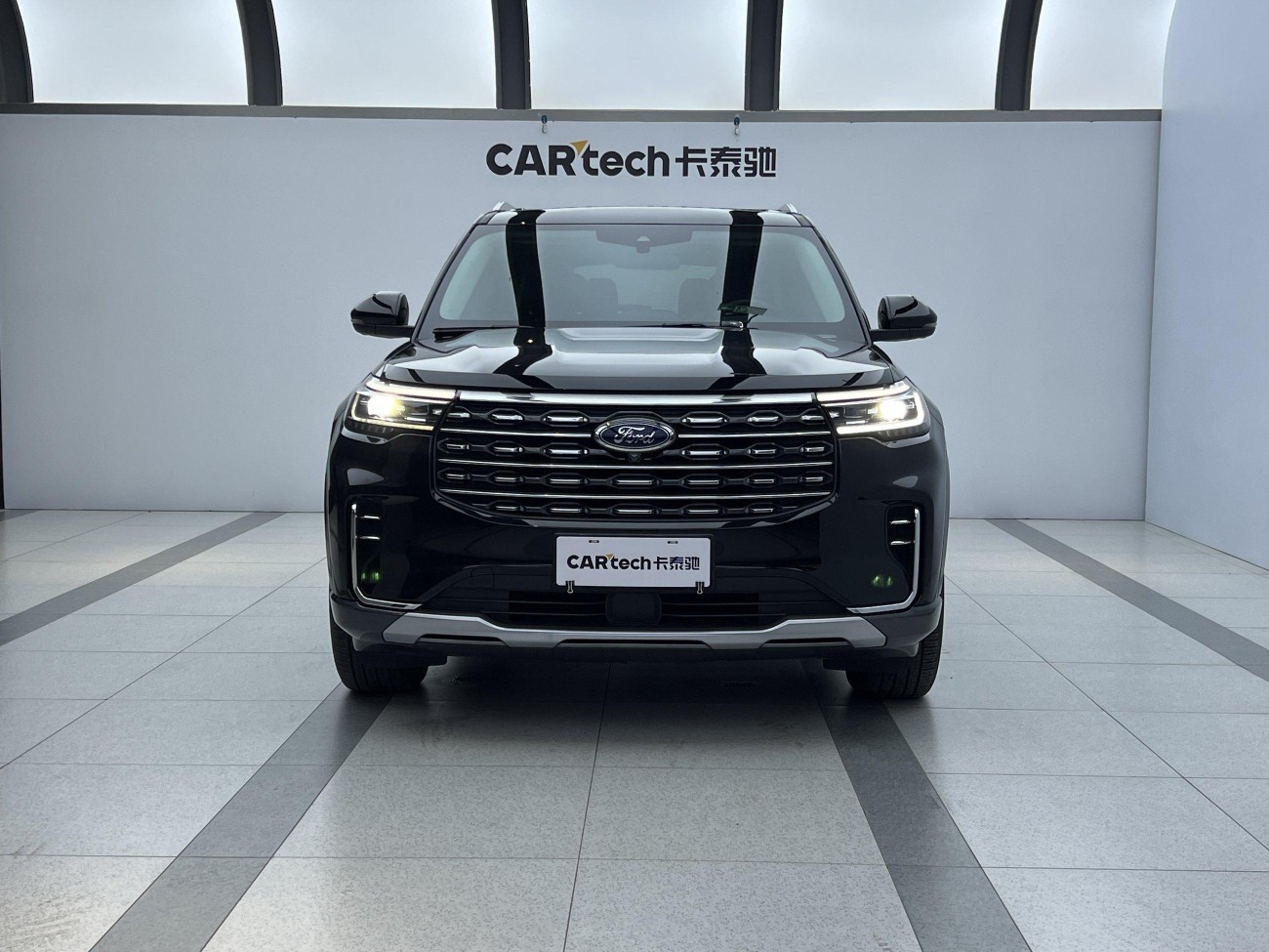 Ford Explorer 2024