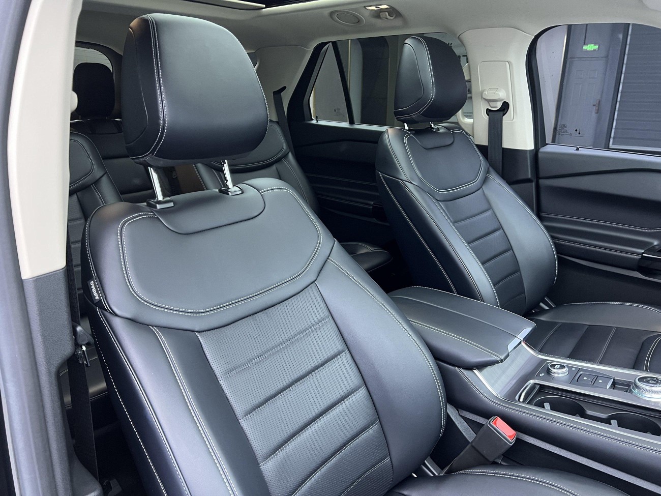 Ford Explorer 2024