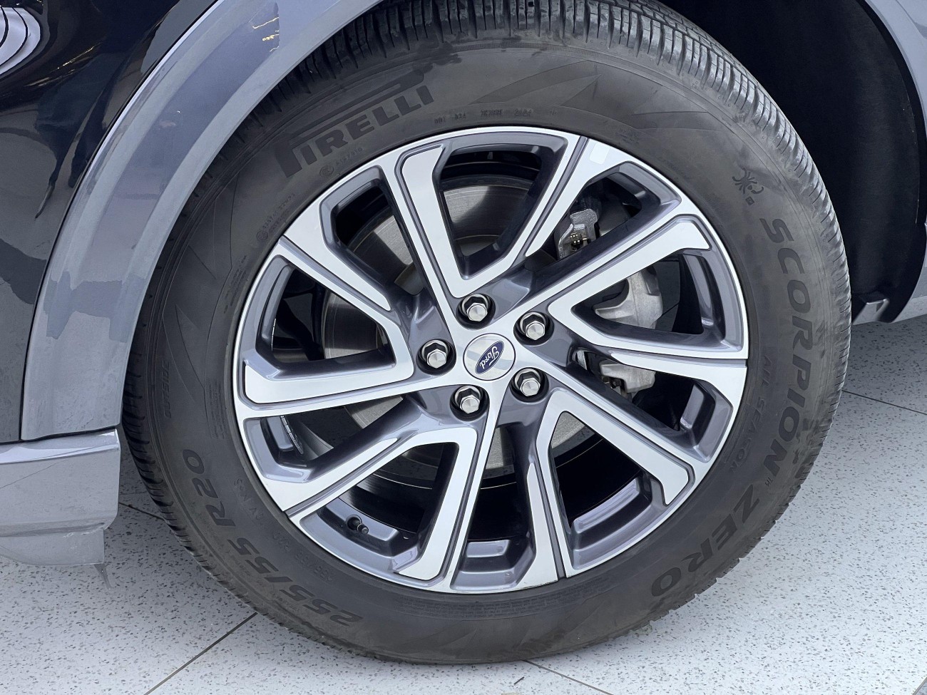 Ford Explorer 2024