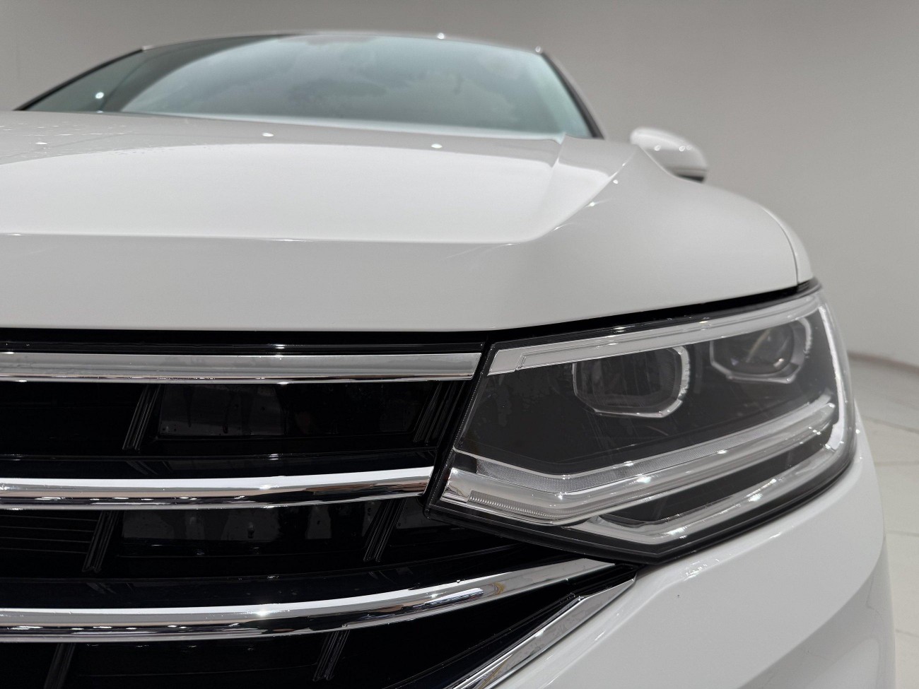 Volkswagen Tiguan L 2024