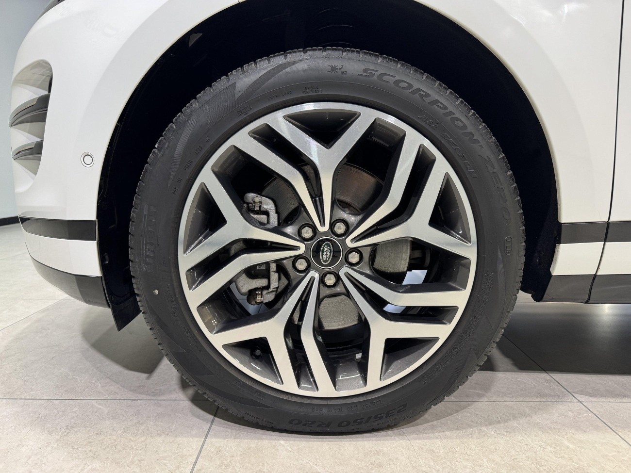 Land Rover Range Rover 2023
