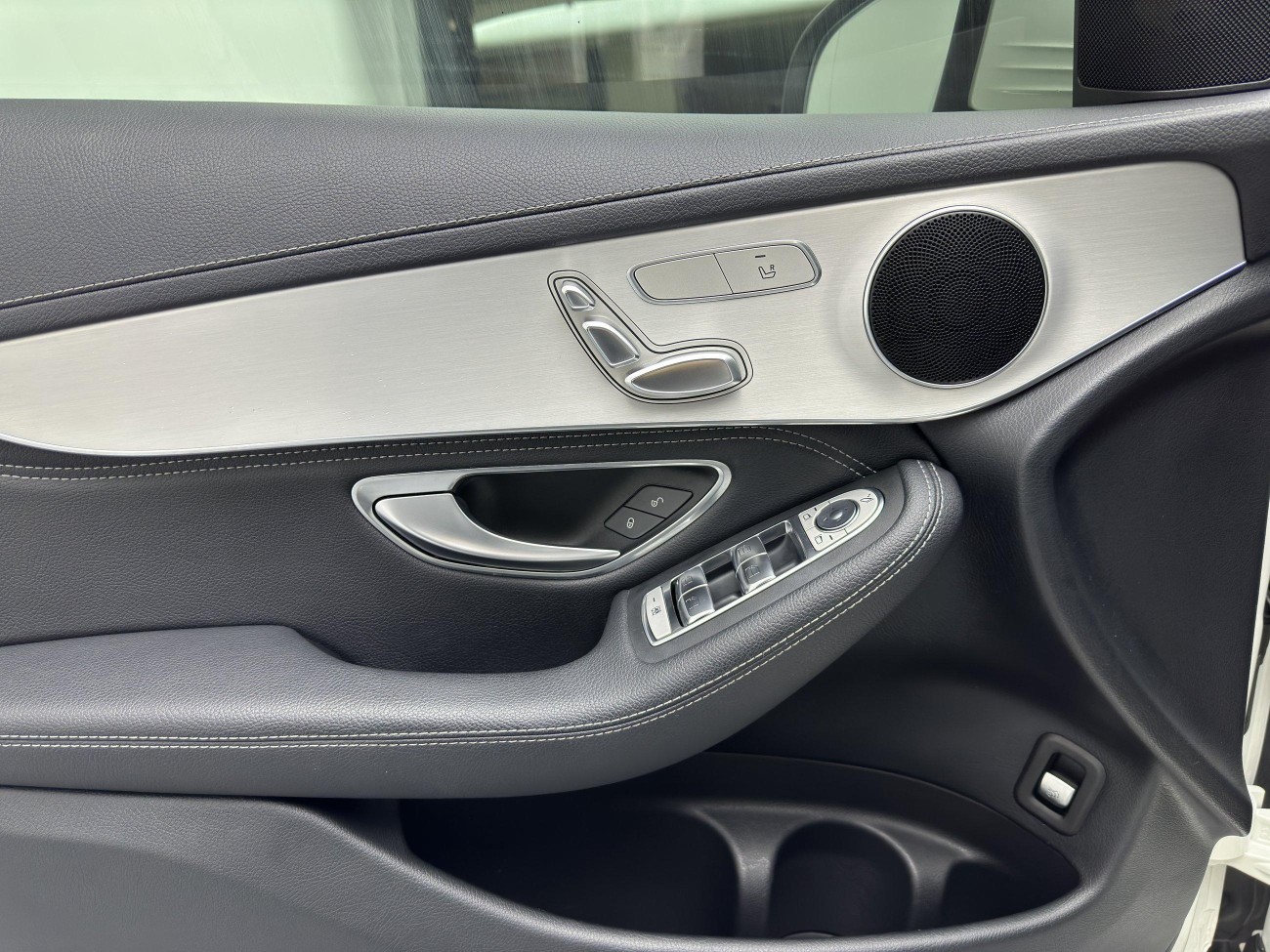 Mercedes-Benz GLC 260 L 2020