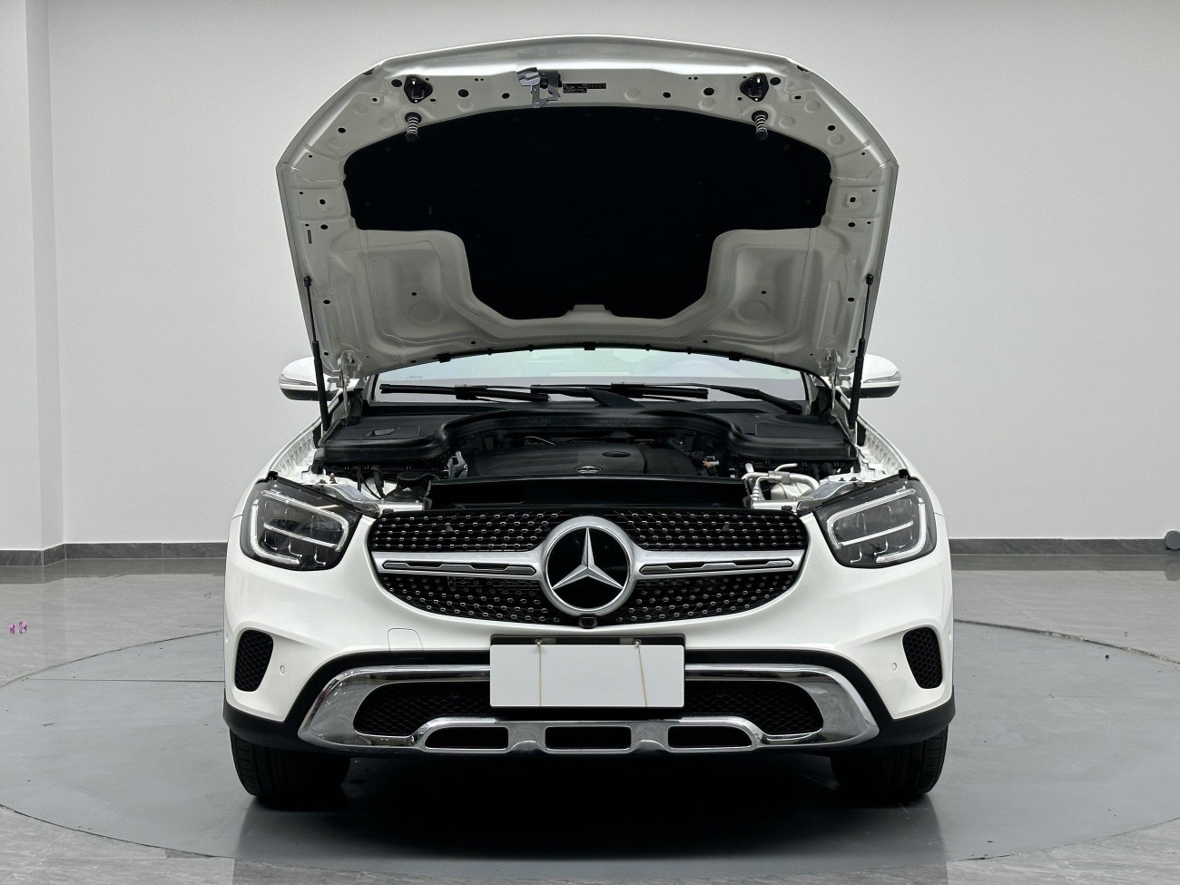 Mercedes-Benz GLC 260 L 2020