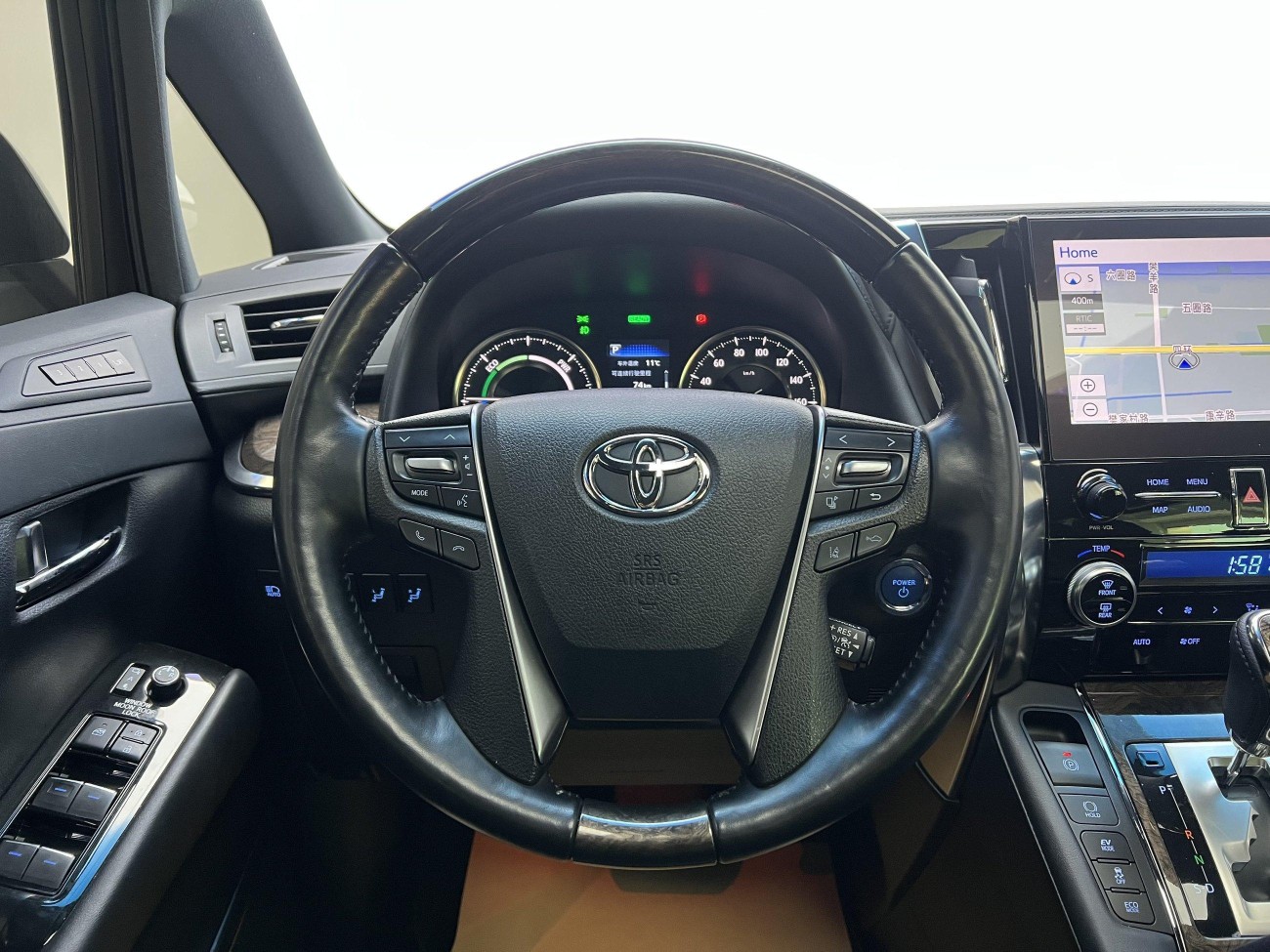 Toyota Alphard 2022