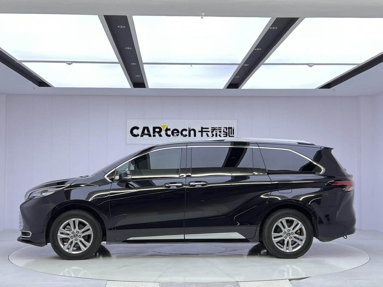 Toyota Sienna 2022