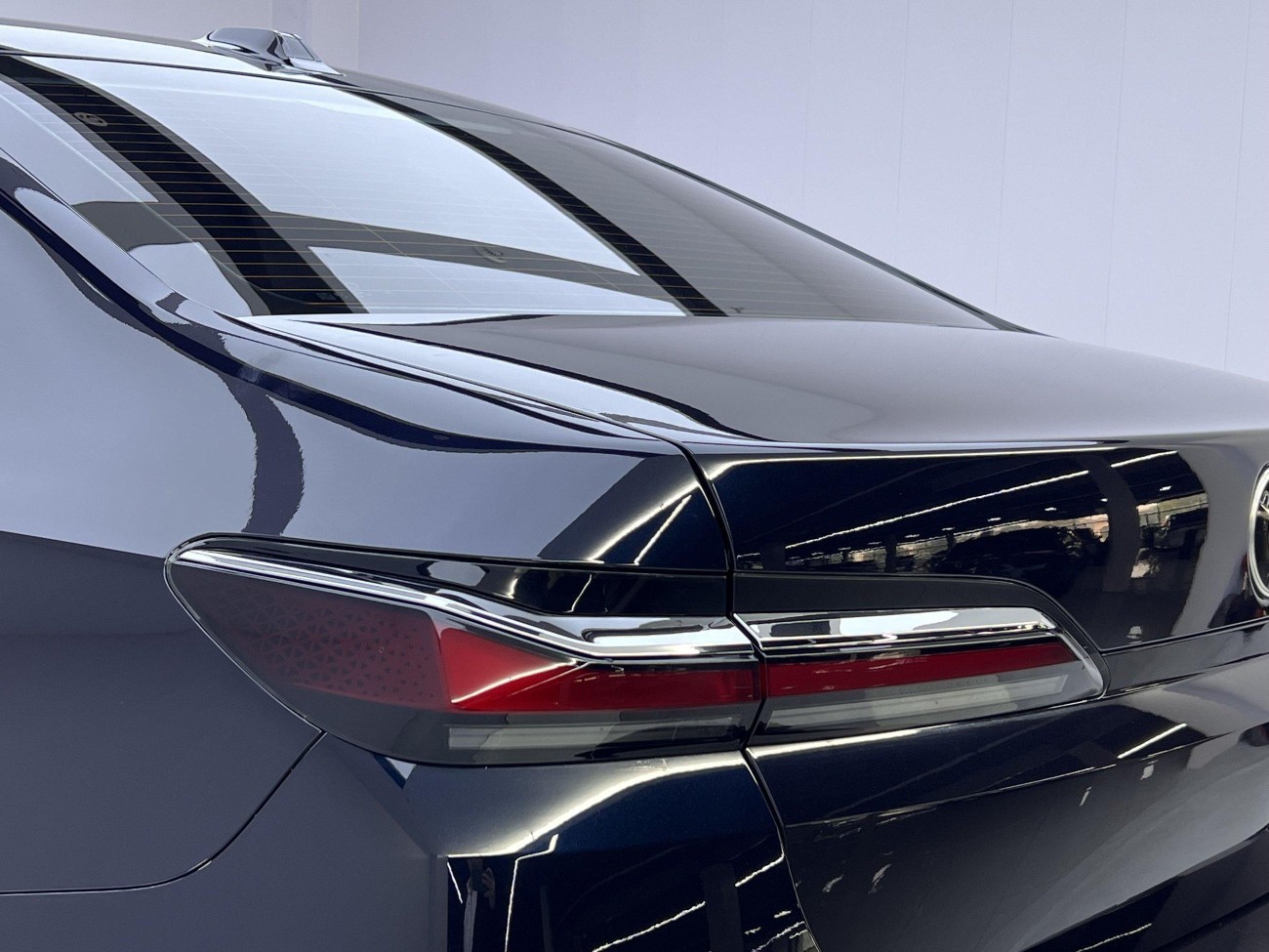 BMW 735Li 2023