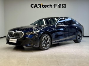 BMW 530Li 2025