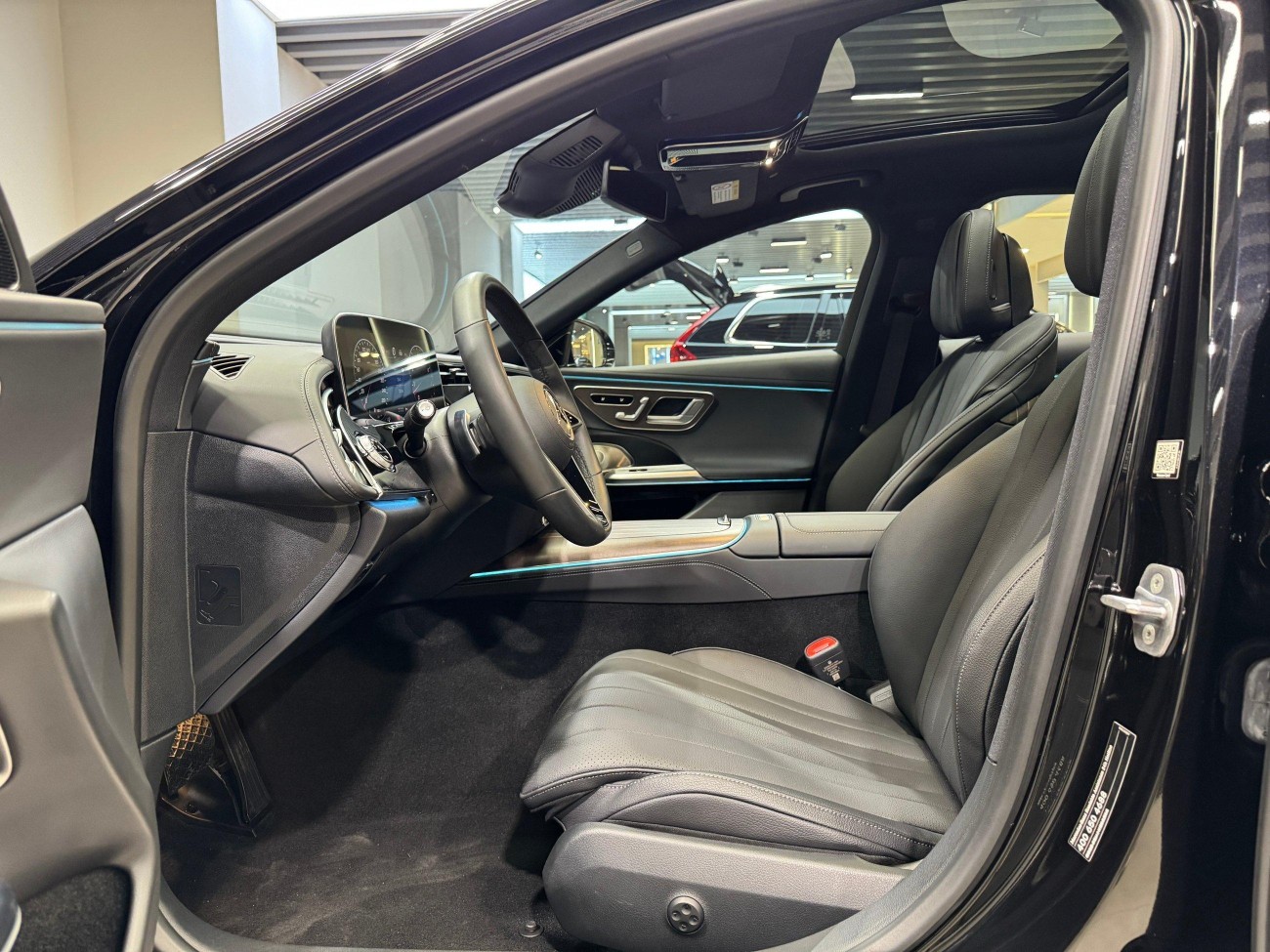 Mercedes-Benz E 300 L 2024
