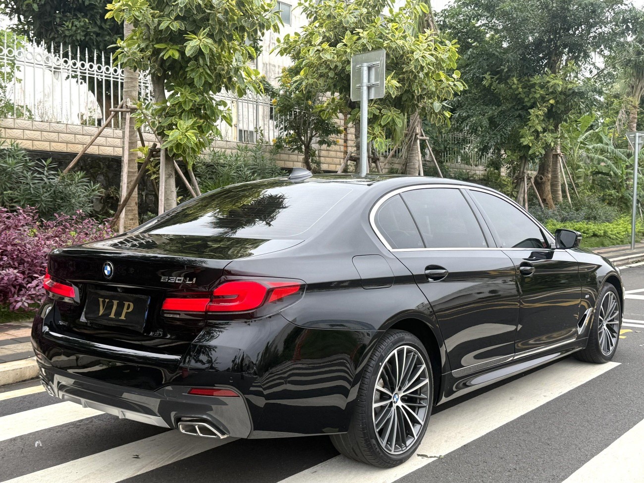 BMW 530Li 2021