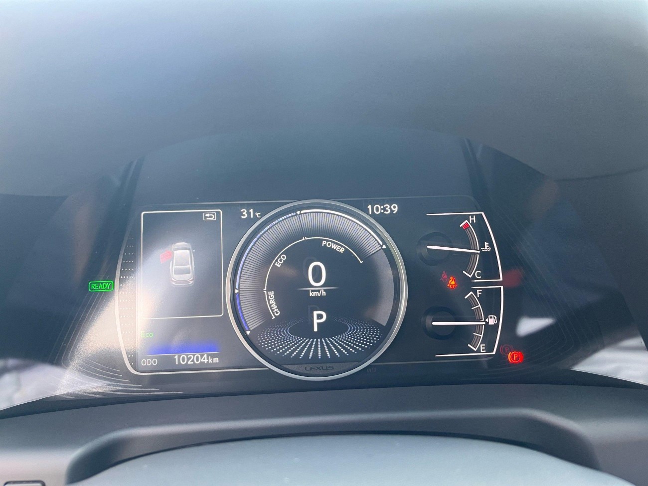 Lexus ES 300h 2025
