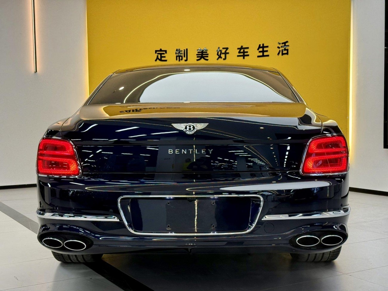 Bentley Flying Spur 2023