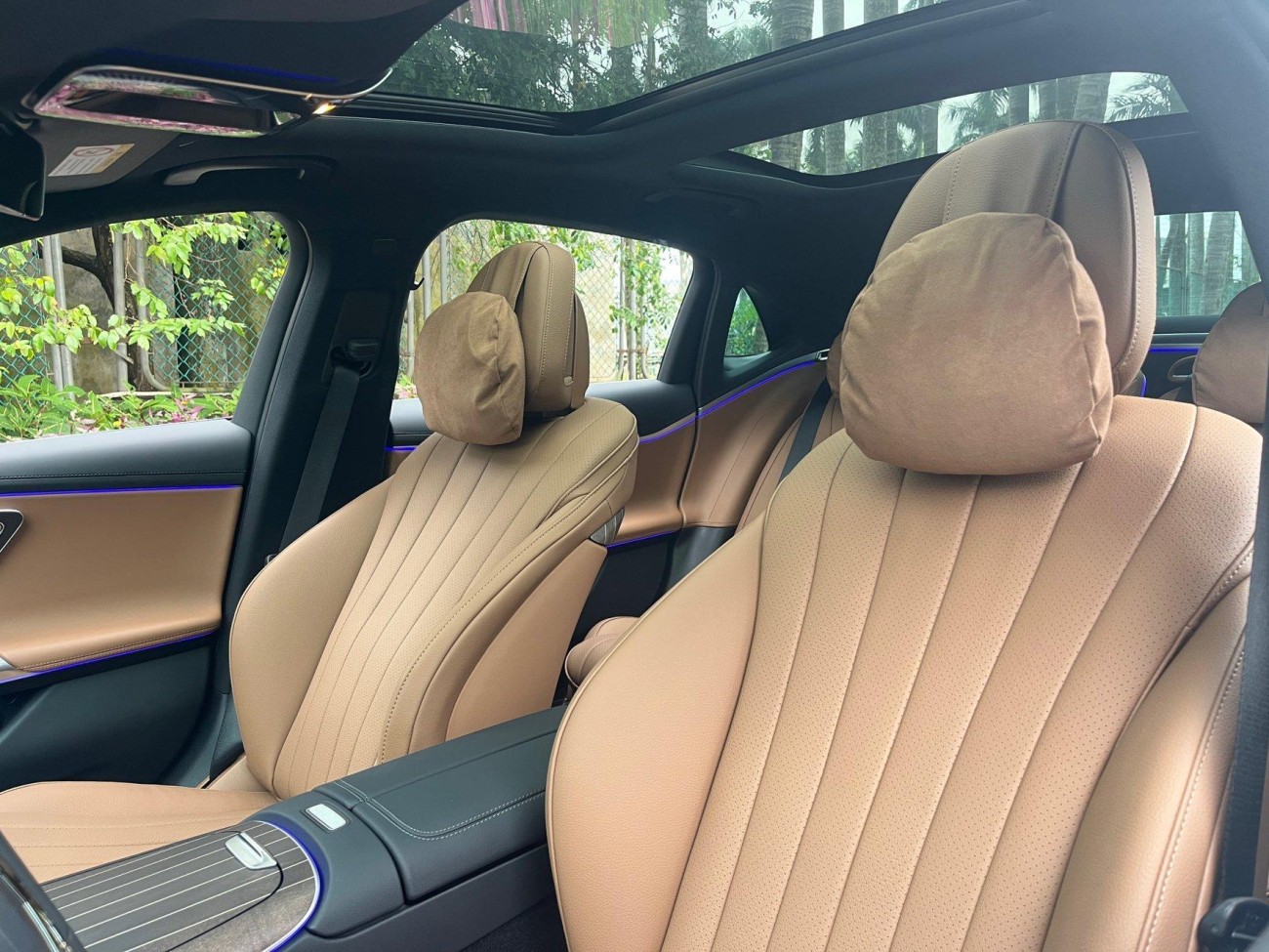 Mercedes-Benz E 300 L 2025