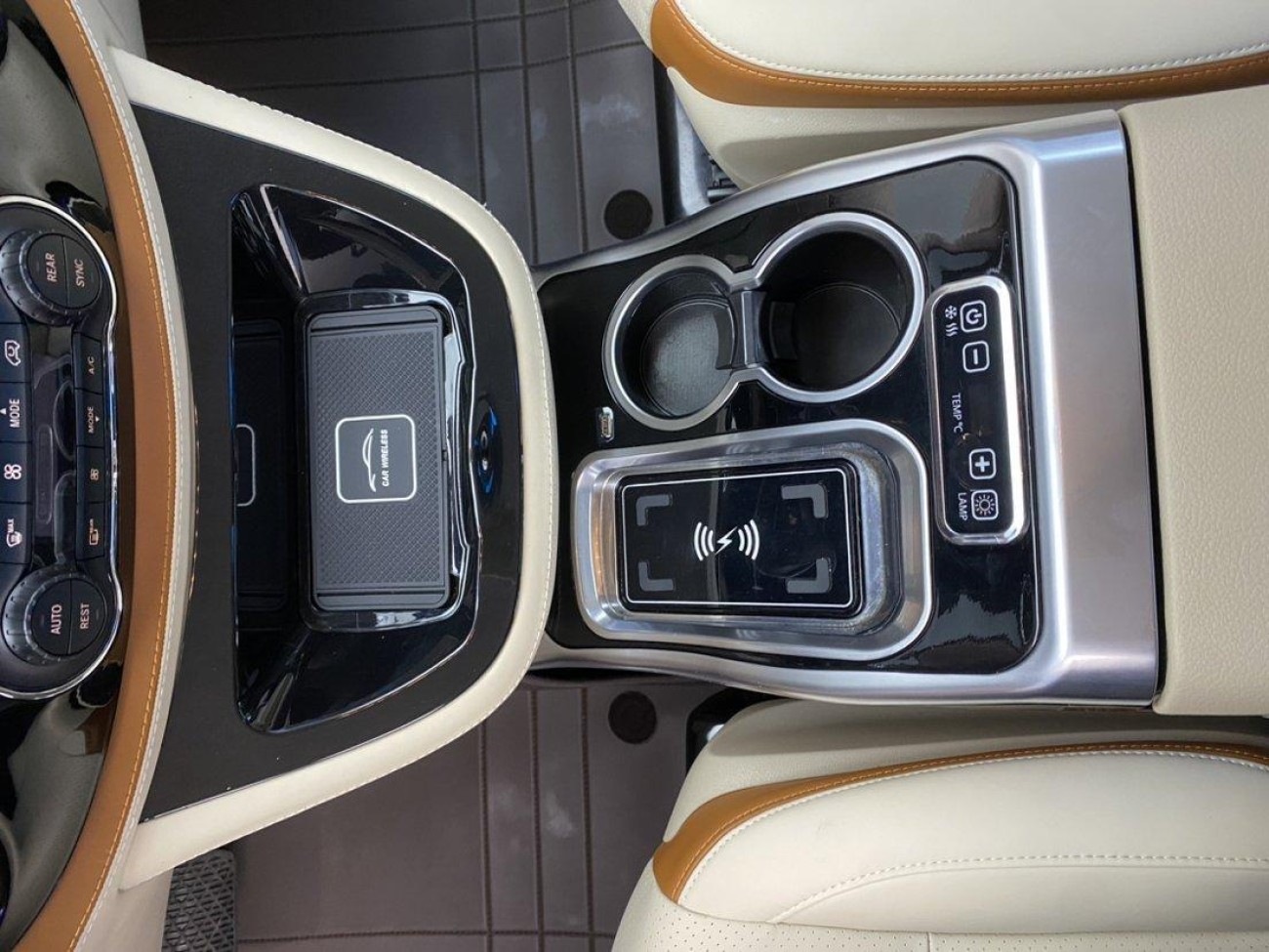 Mercedes-Benz 2023 2024