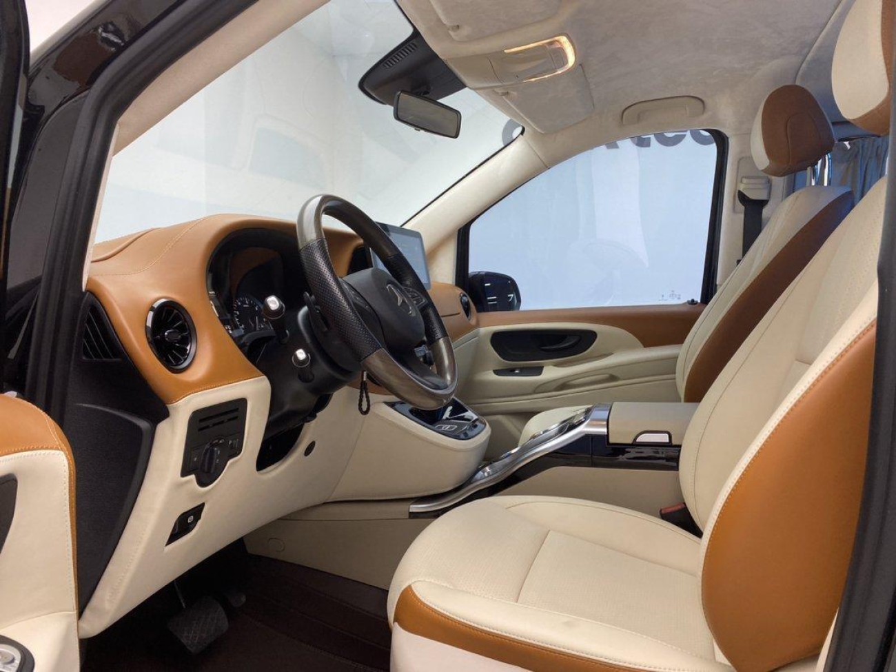 Mercedes-Benz 2023 2024
