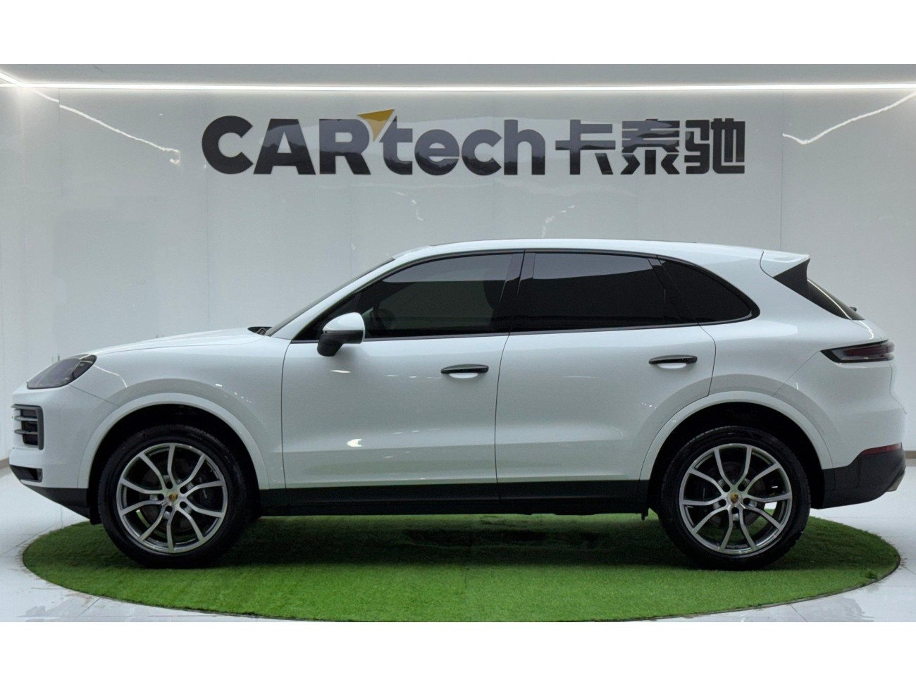 Porsche Cayenne 2024