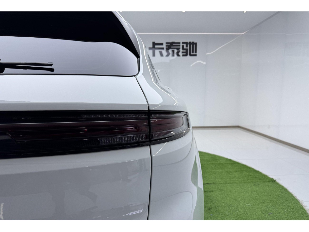 Porsche Cayenne 2024