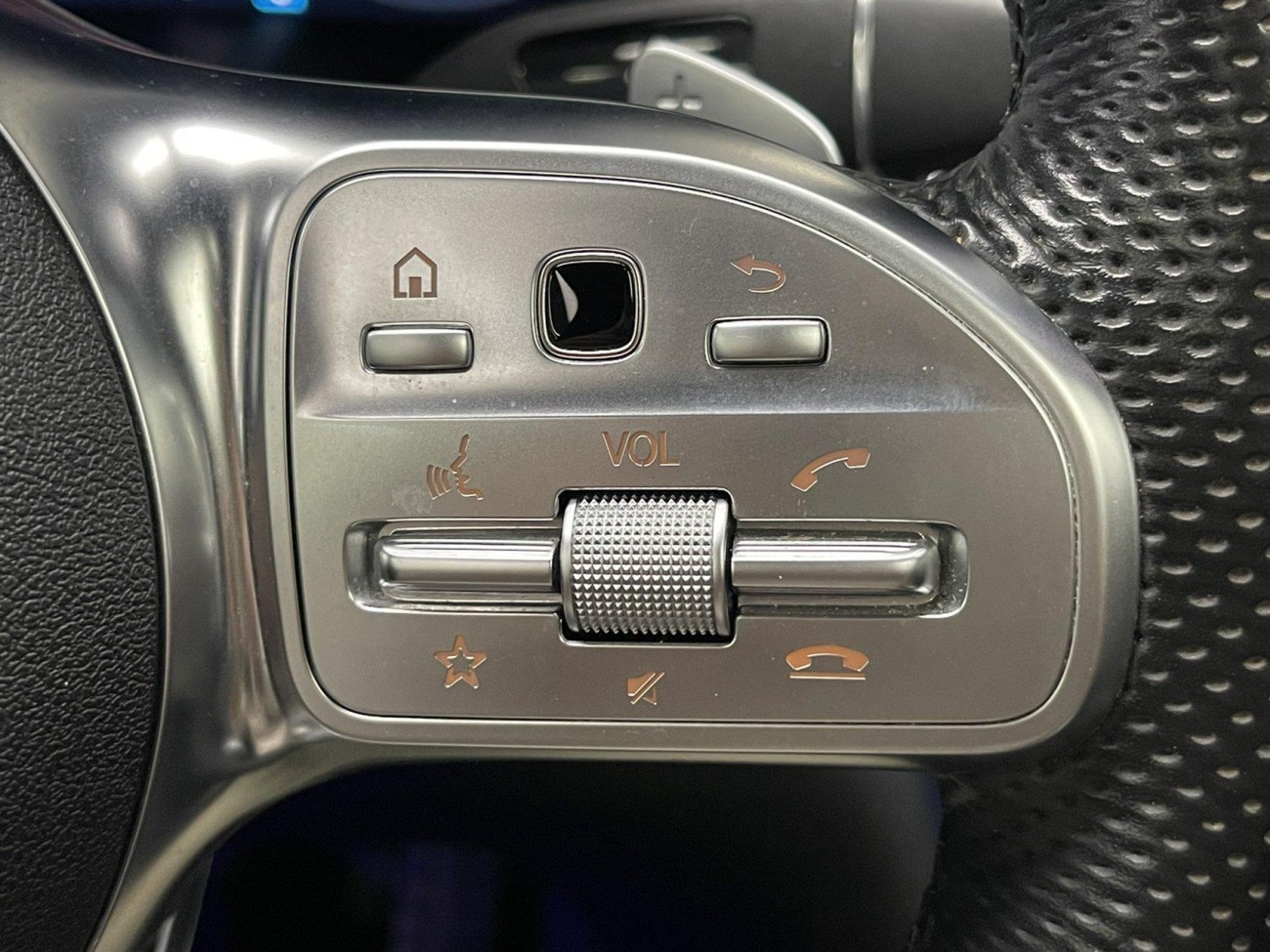 Mercedes-Benz GLC 300 4MATIC 2020