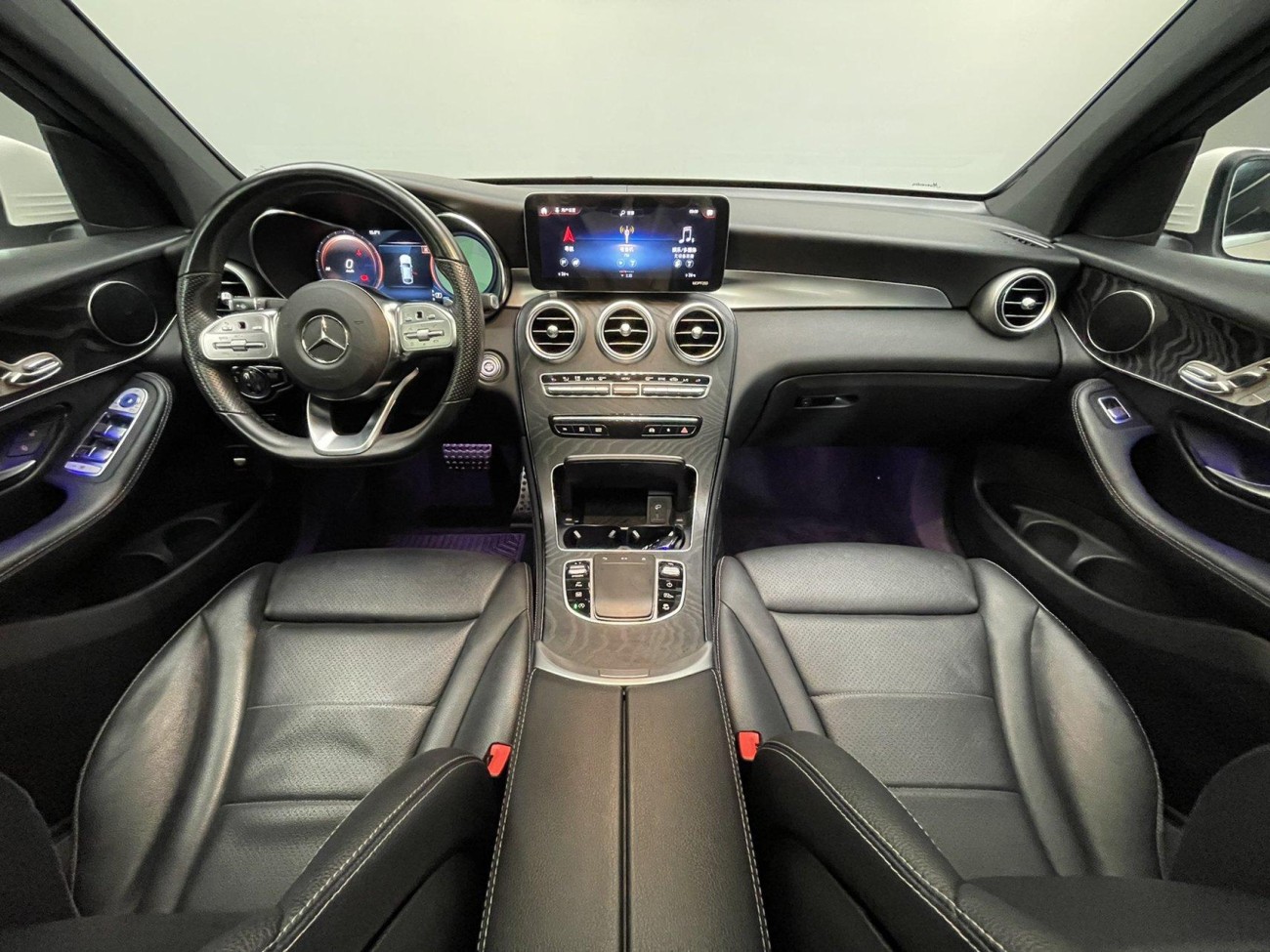Mercedes-Benz GLC 300 4MATIC 2020