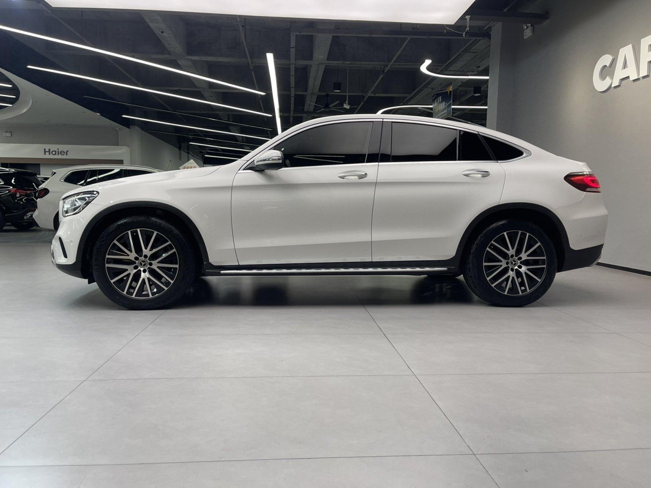 Mercedes-Benz GLC 300 4MATIC 2020