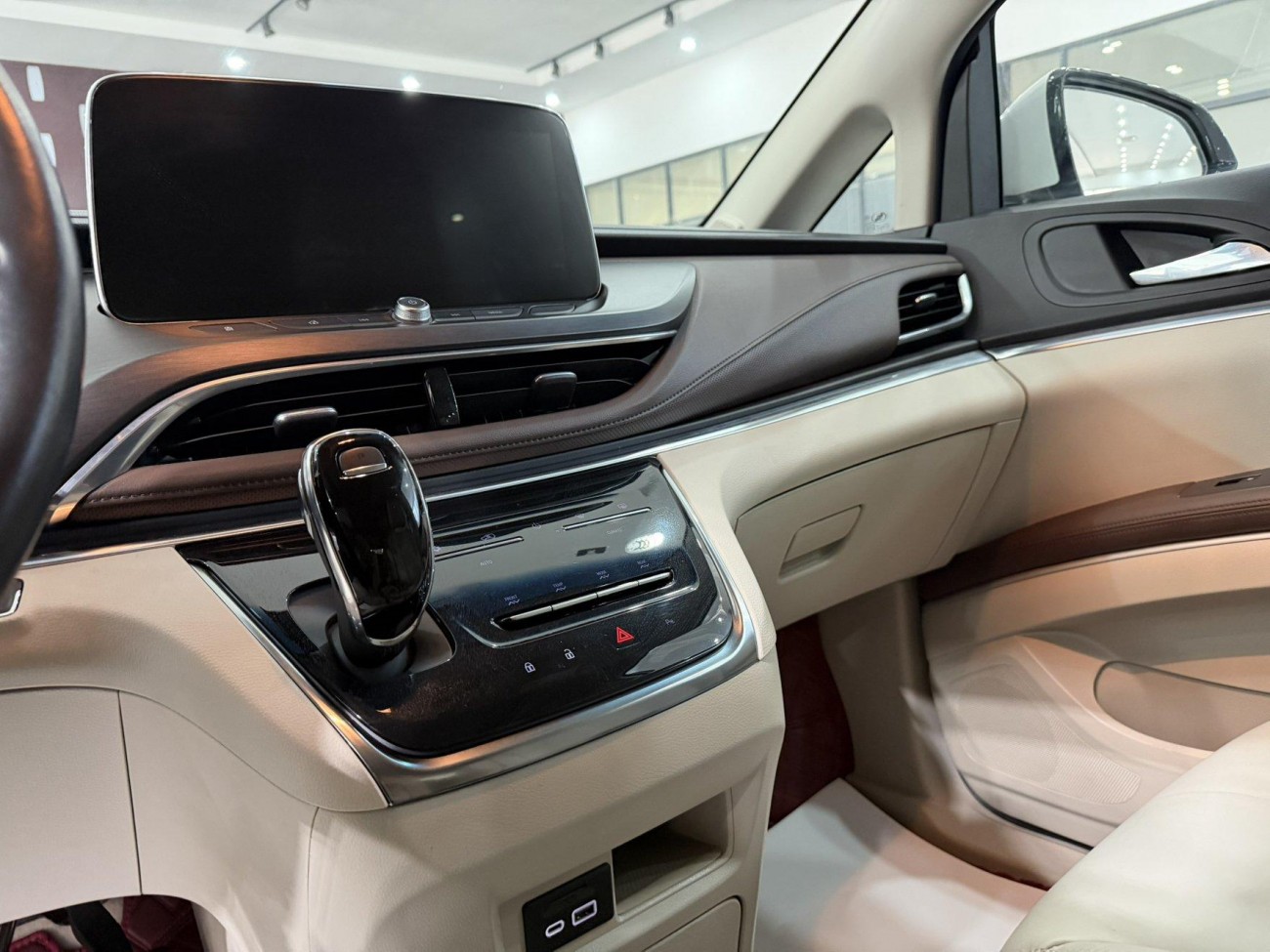 Buick GL8 2023