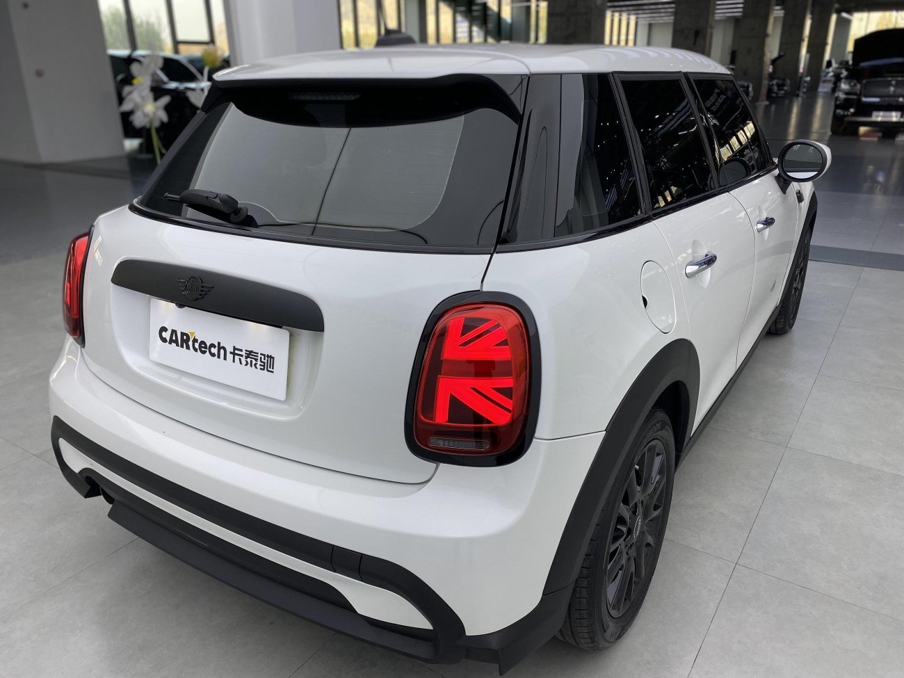 Mini ONE 2024