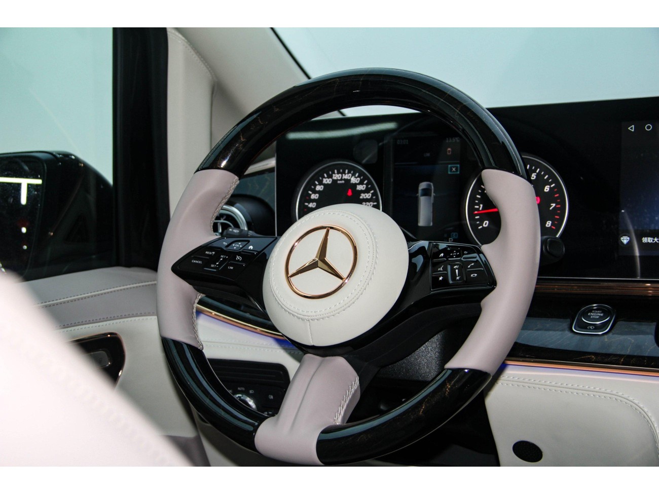 Mercedes-Benz 2024 2026