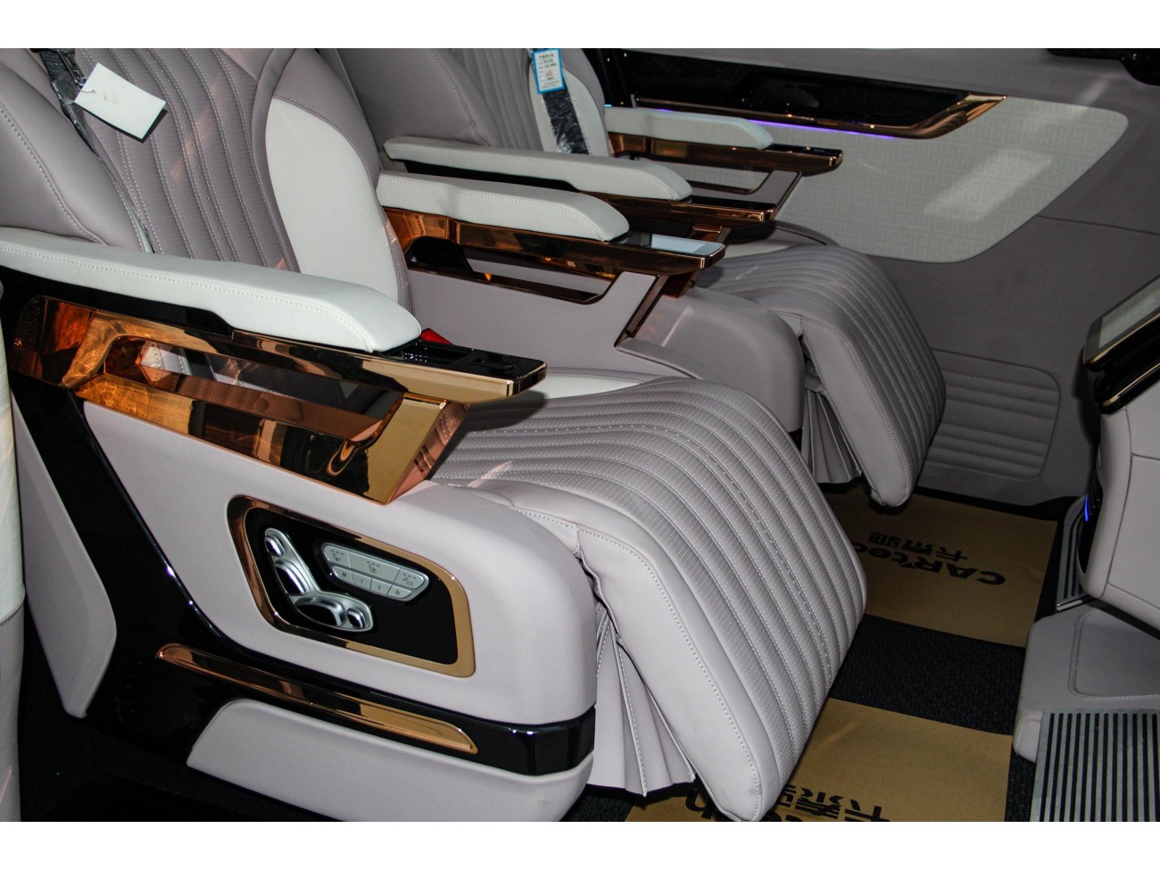 Mercedes-Benz 2024 2026