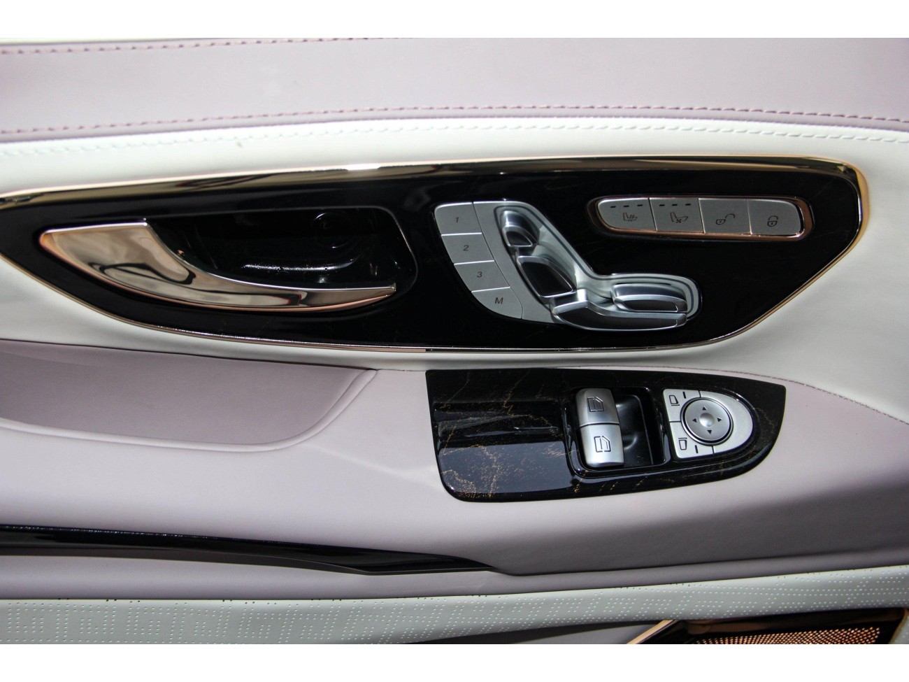 Mercedes-Benz 2024 2026