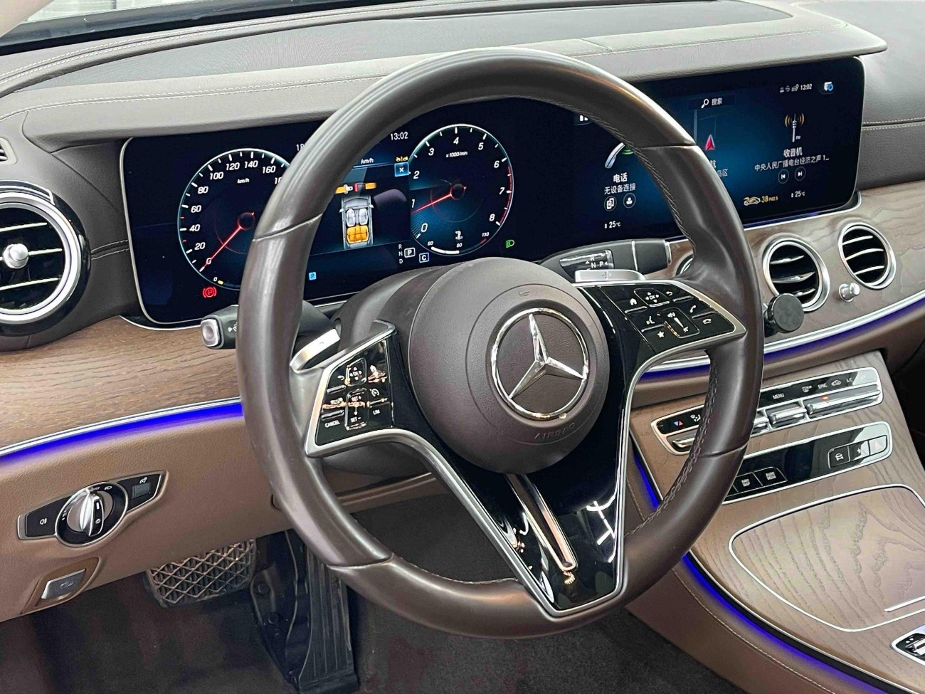 Mercedes-Benz E 300 L 2022