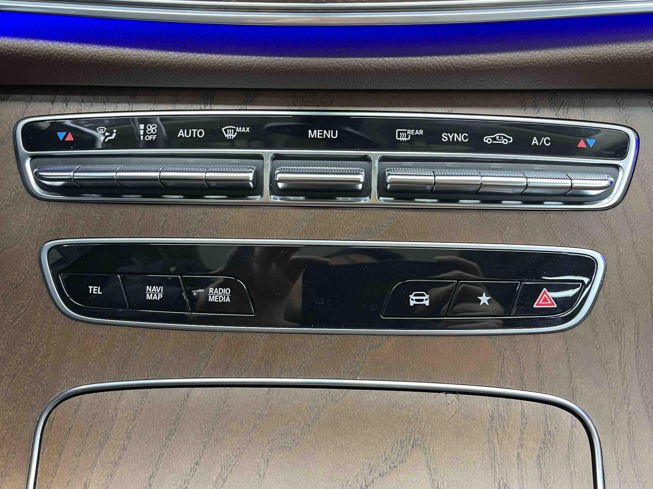Mercedes-Benz E 300 L 2022