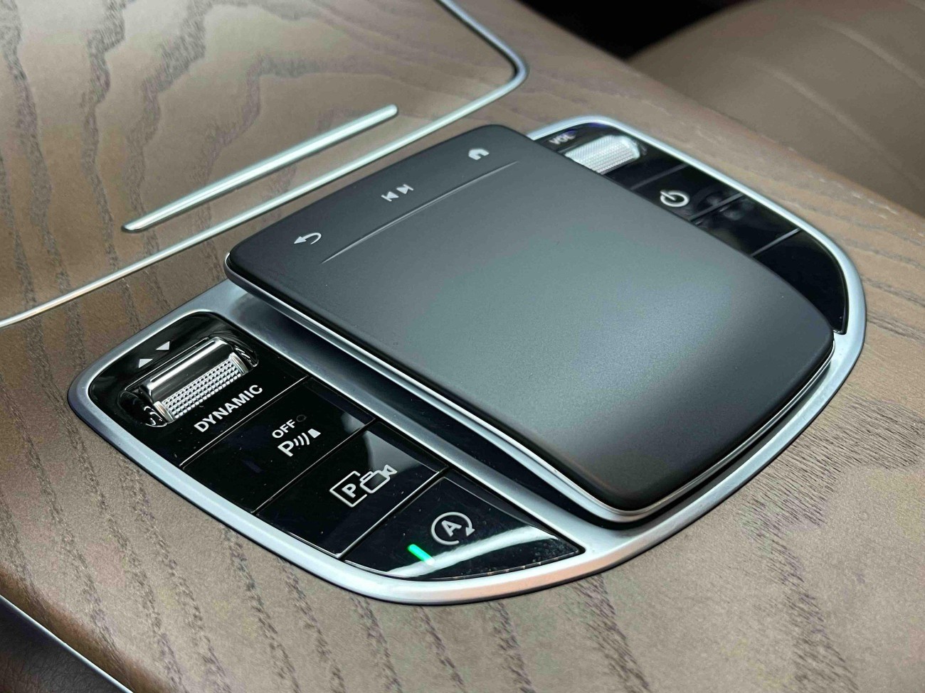 Mercedes-Benz E 300 L 2022