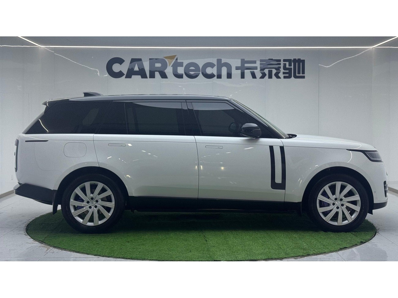 Land Rover Range Rover 2024