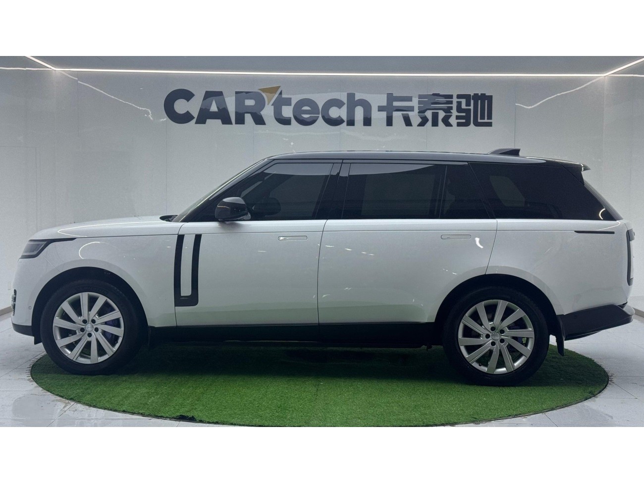 Land Rover Range Rover 2024