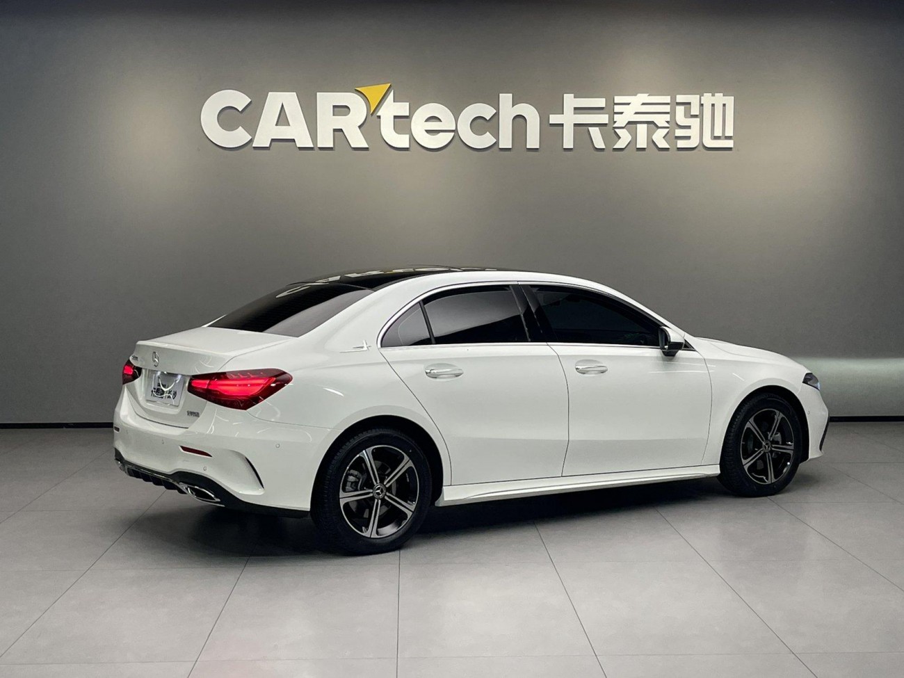 Mercedes-Benz A 200 L 2025