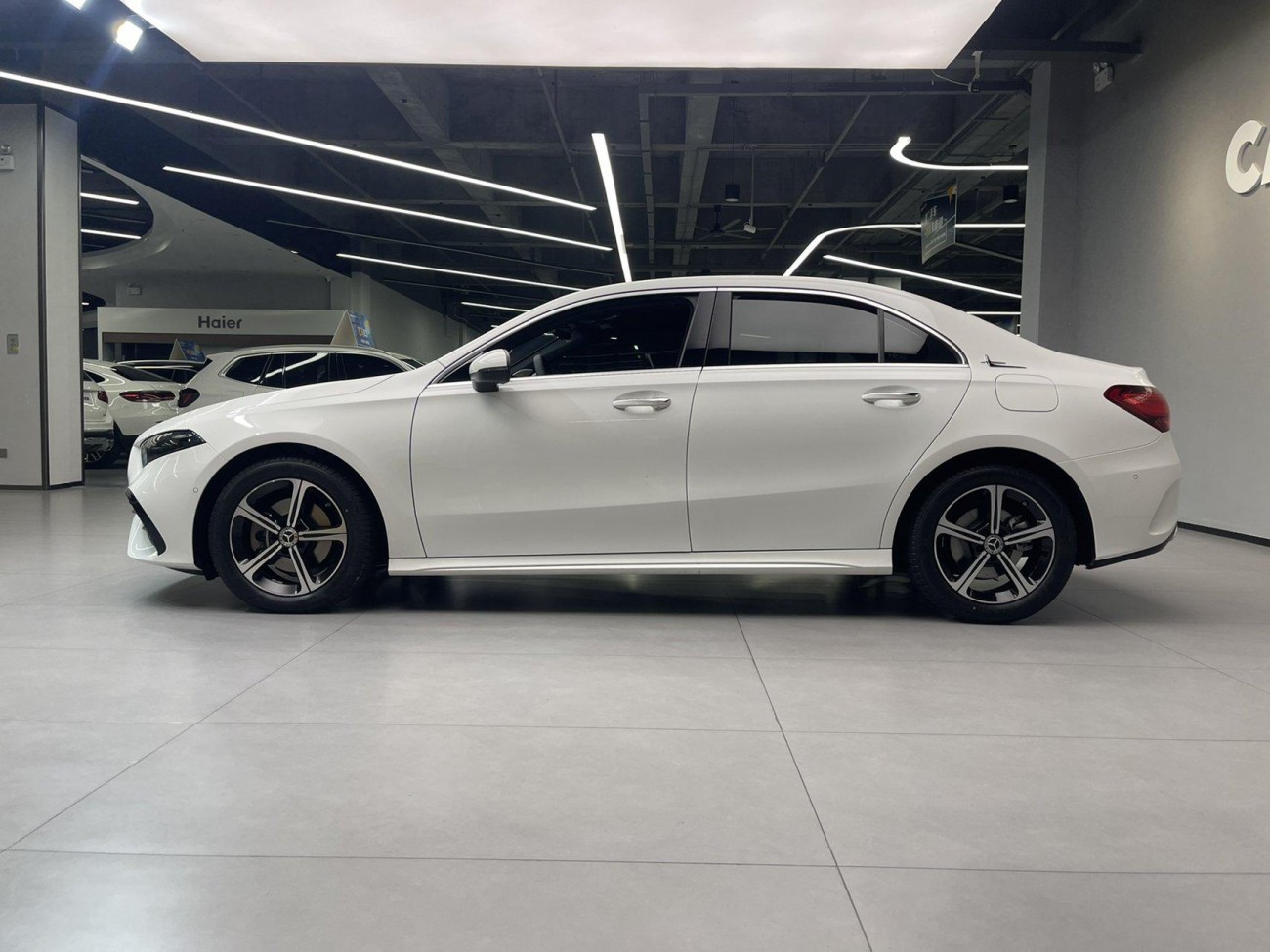 Mercedes-Benz A 200 L 2025