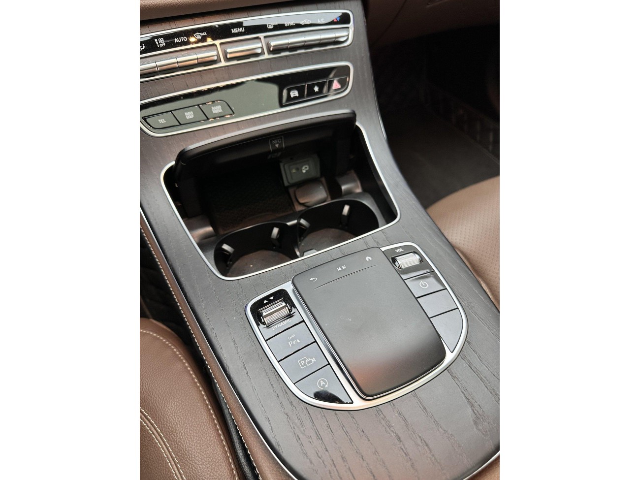 Mercedes-Benz E 300 L 2021