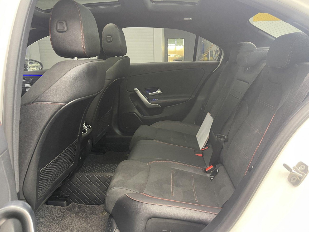 Mercedes-Benz A 200 L 2024
