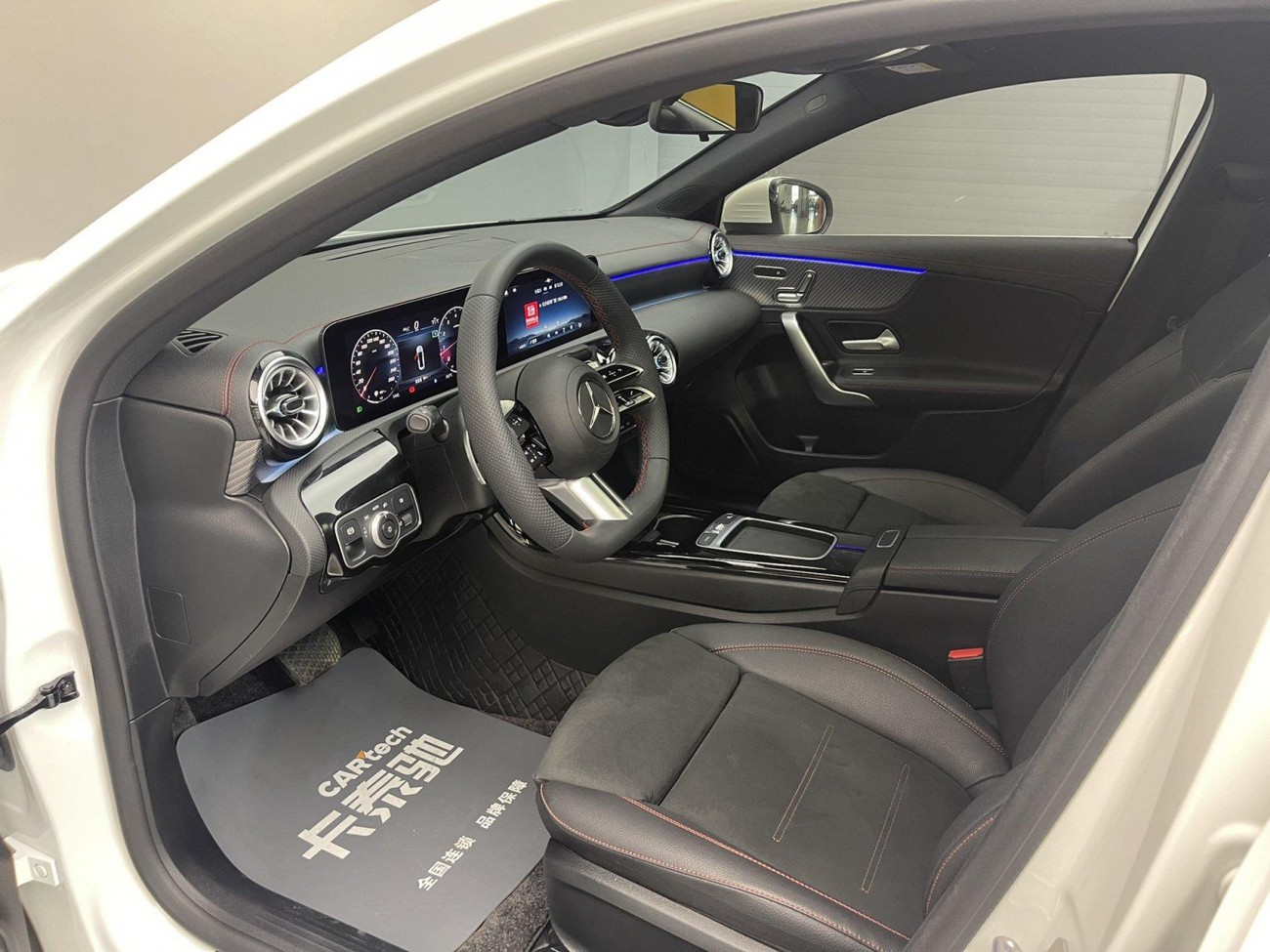 Mercedes-Benz A 200 L 2024