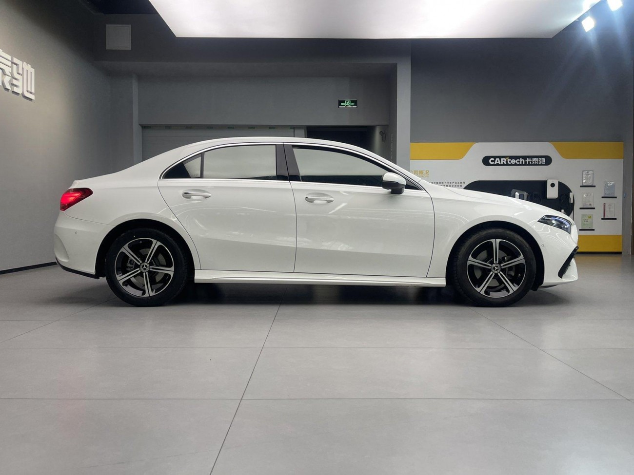 Mercedes-Benz A 200 L 2024