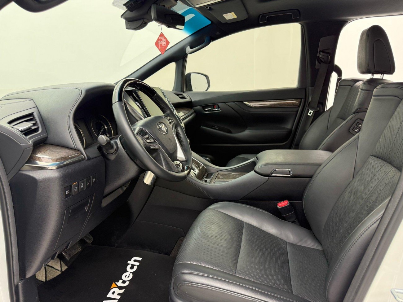 Toyota Alphard 2022
