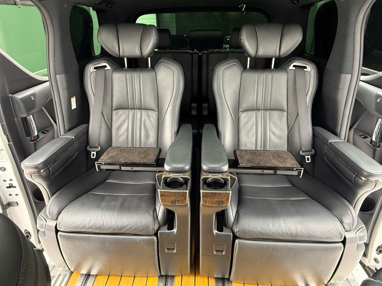 Toyota Alphard 2022