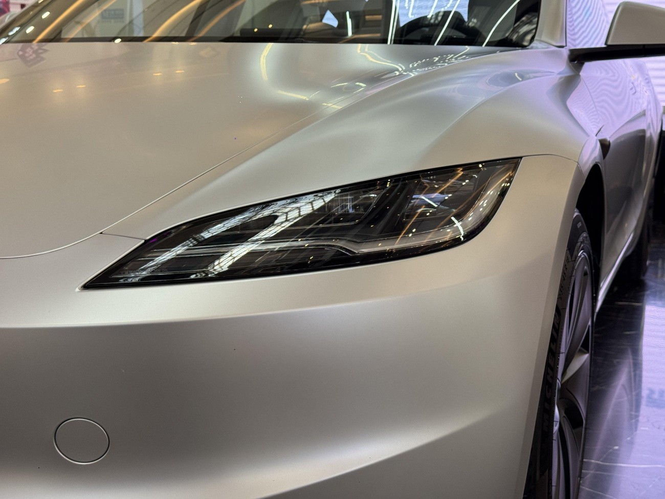 Tesla Model 3 2024