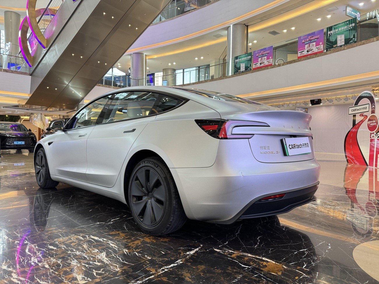 Tesla Model 3 2024